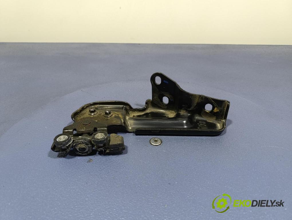 Byd Etp3 2022 Závěs: dveře VB-6206509