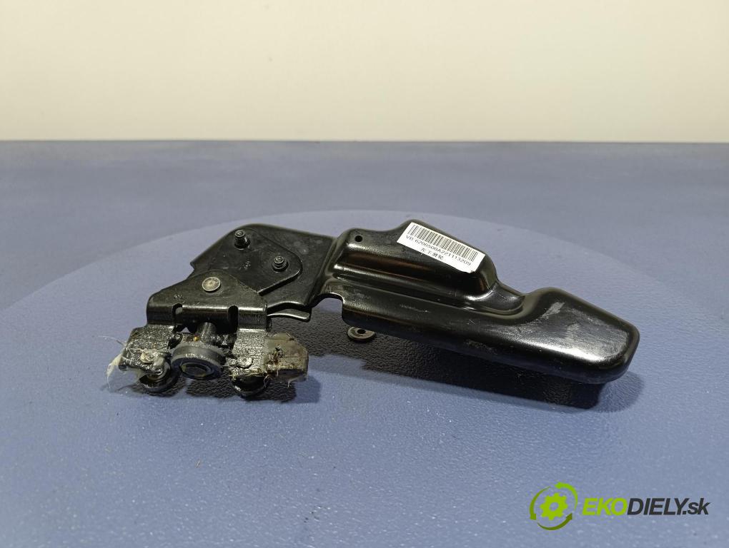 Byd Etp3 2022 Závěs: dveře VB-6206500