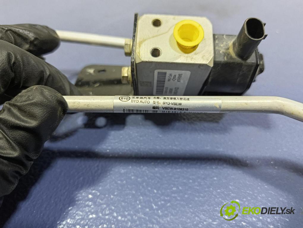 Byd Etp3 2022 trubka Klimatizace: SCH8108413