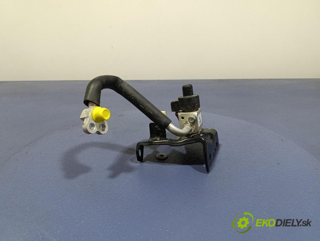 Byd Etp3 2022 trubka Klimatizace: EAS16K001