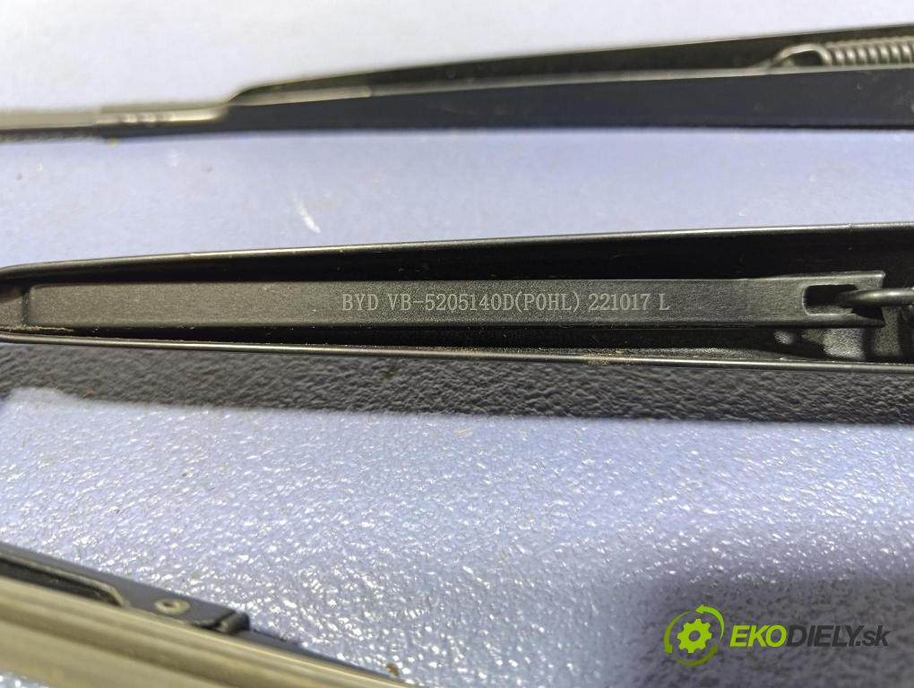 Byd Etp3 2022 Paže: Stěrače: před VB5205140D