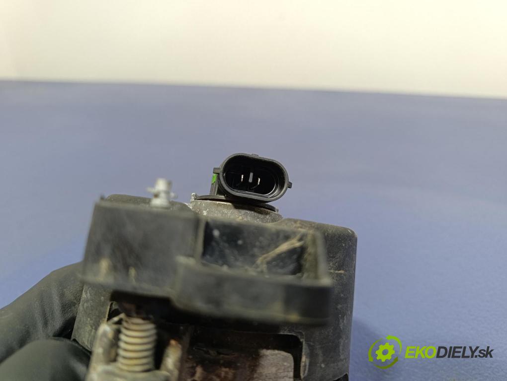 Byd Etp3 2022 Halogen v pravo: 5B-4116200