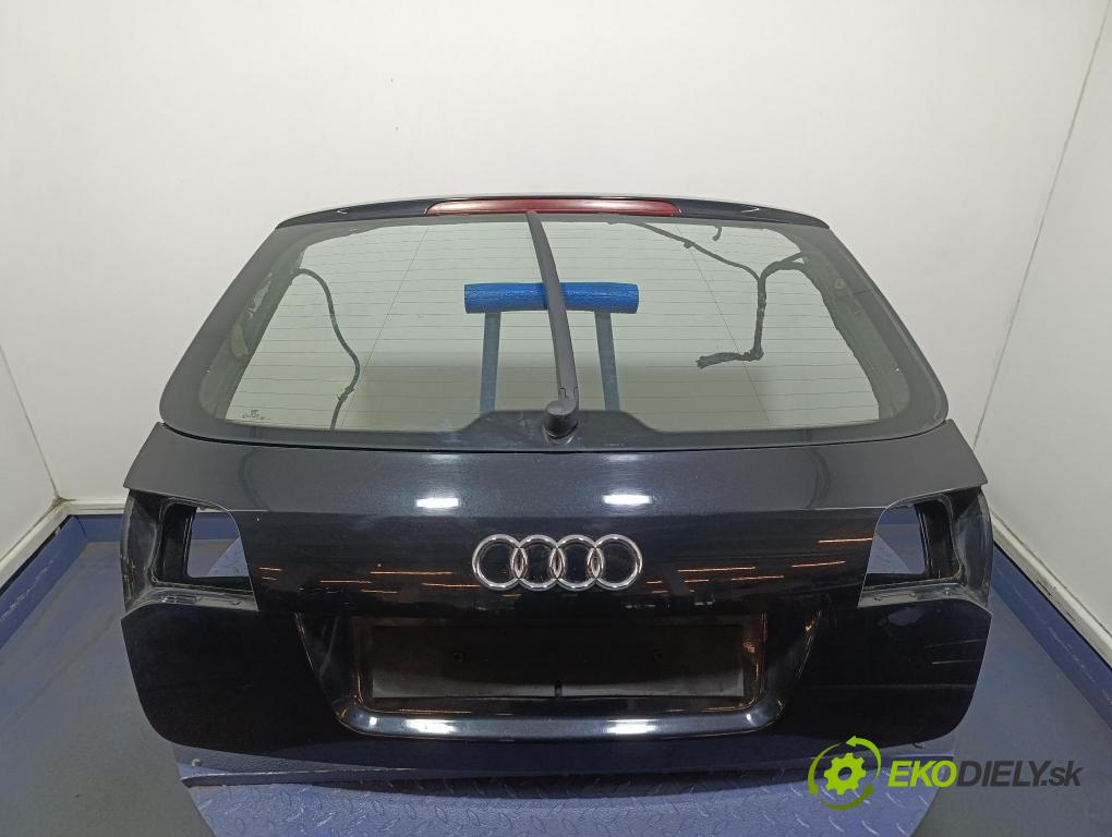 Audi A6 2008 zadní dveře kufra: kufr