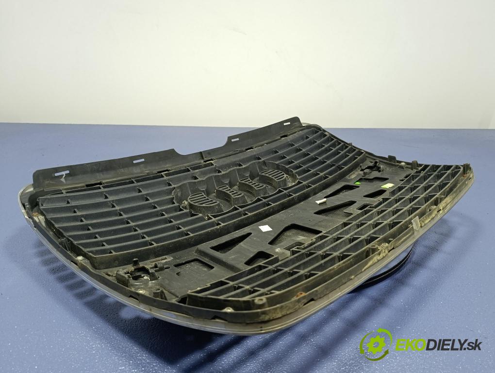 Audi A6 2008 mřížka / Gril: 4F0853651