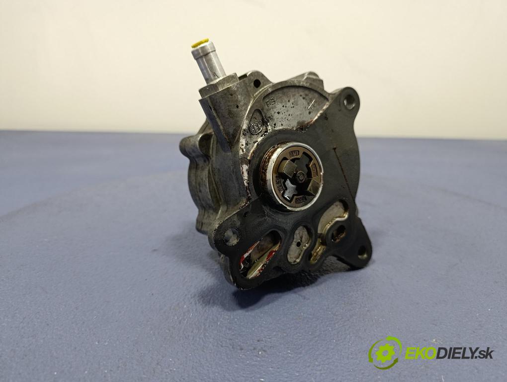 Audi A6 2008 čerpadlo vakuová 03G145209C