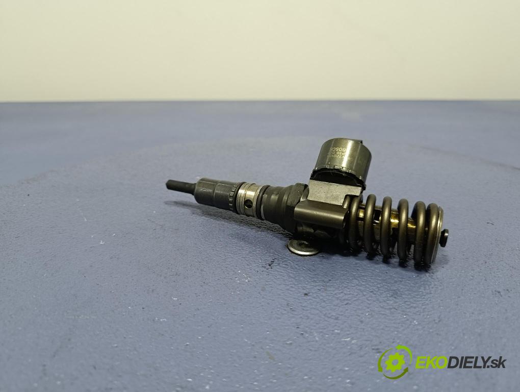 Audi A6 2008 vstřikovač 03G130073G