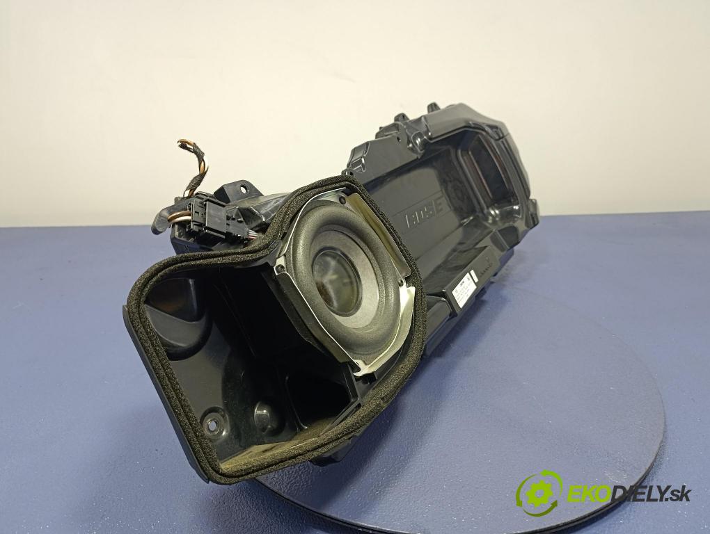 Audi A6 2008 Mluvčí: / Subwoofer: 4F0035382D