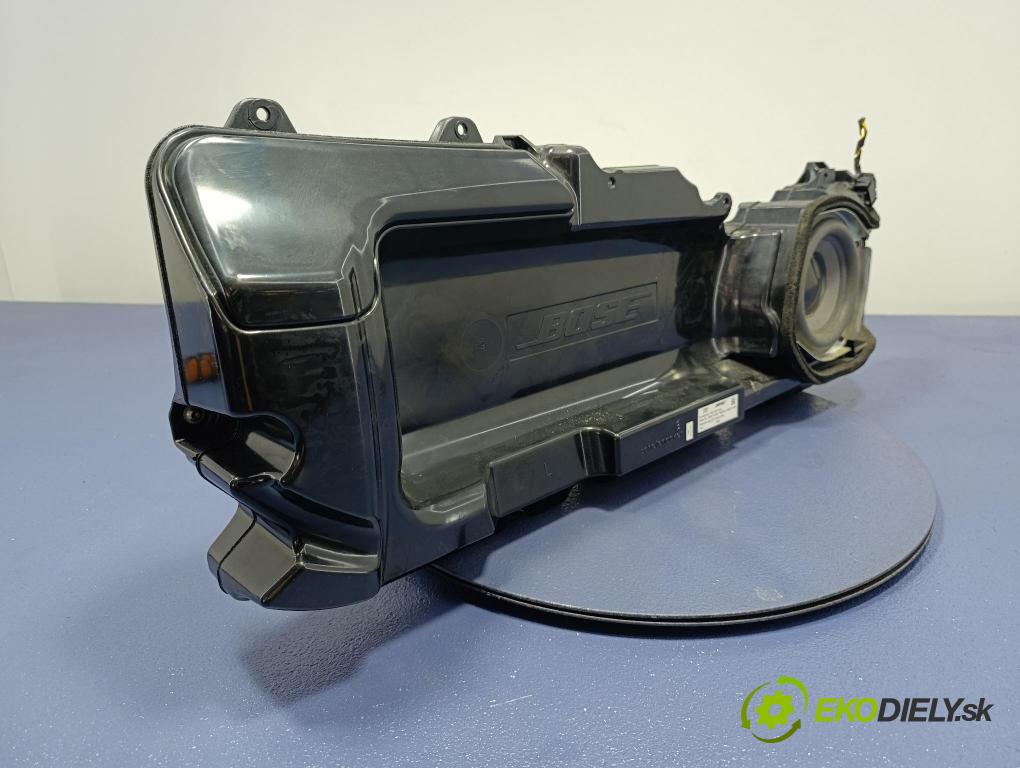 Audi A6 2008 Mluvčí: / Subwoofer: 4F0035382D