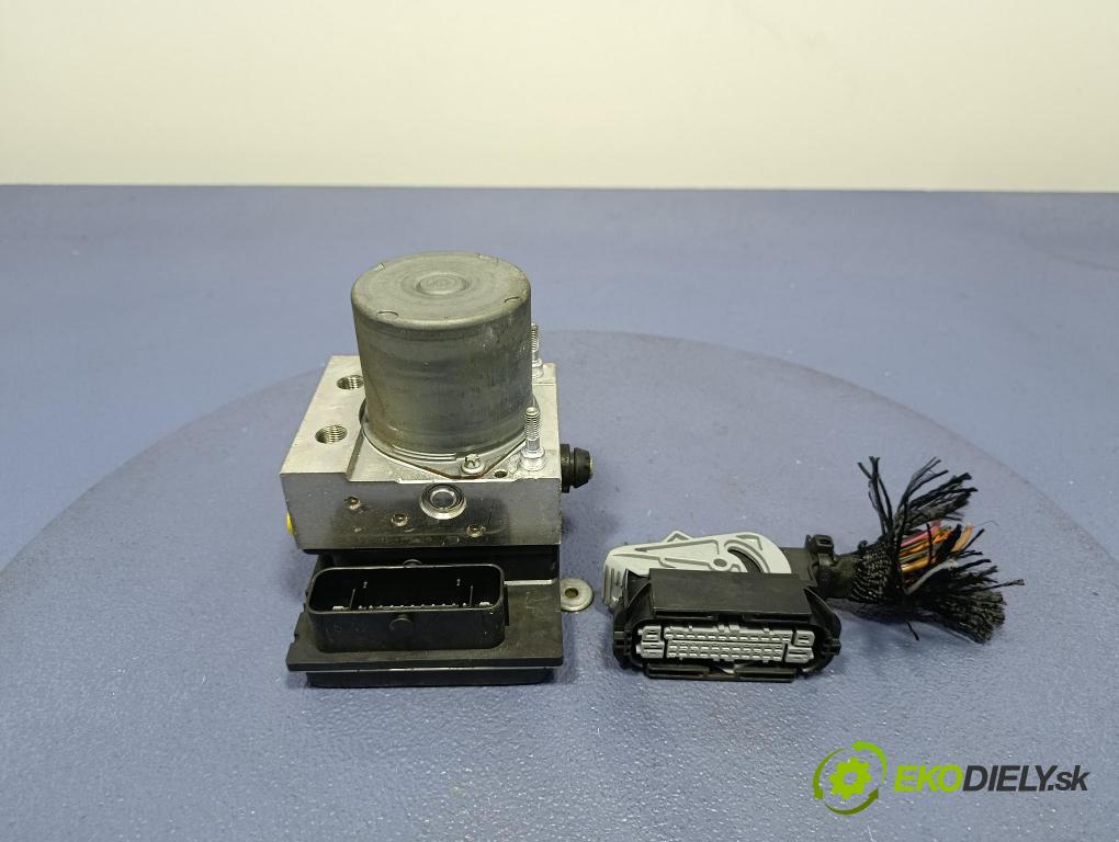Audi A6 2008 čerpadlo ABS x 4F0614517T