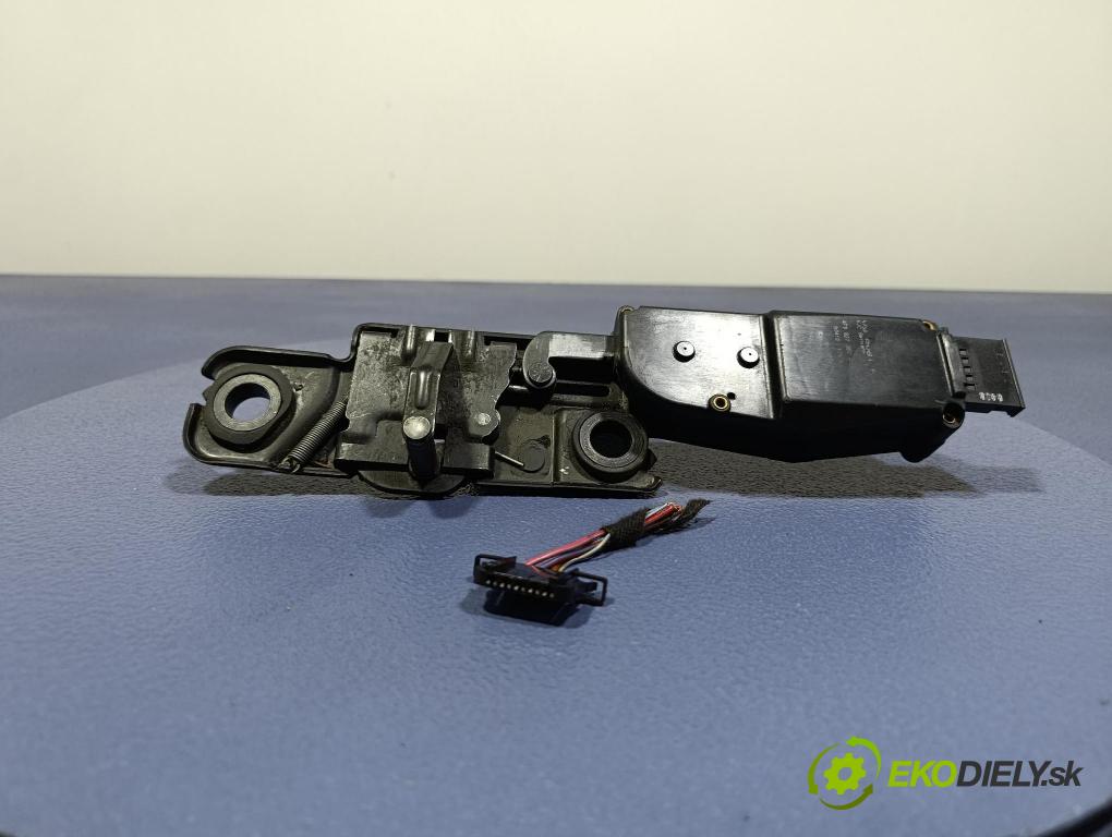 Audi A6 2008 zámek Klapky: kufr 4F9827383A