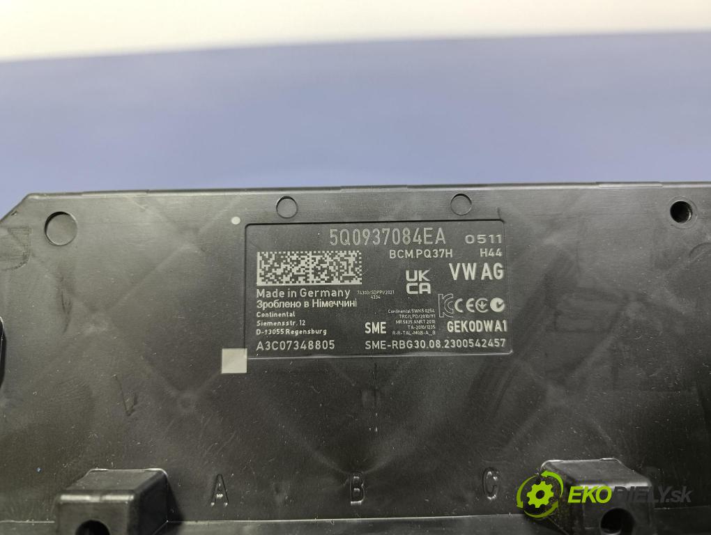Vw Crafter 2023 řídící jednotka Komfortu 5Q0937084EA