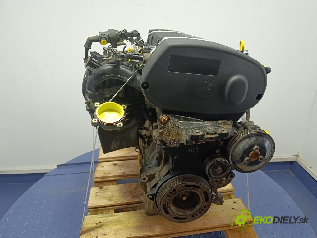 Opel Astra 2011 motor Benzín A16XER