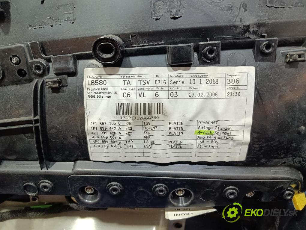 Audi A6 2008 Tapacír: dveře před levá 4F1867105