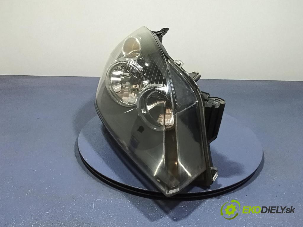 Opel Astra 2011 světlo v pravo: 20-A389L