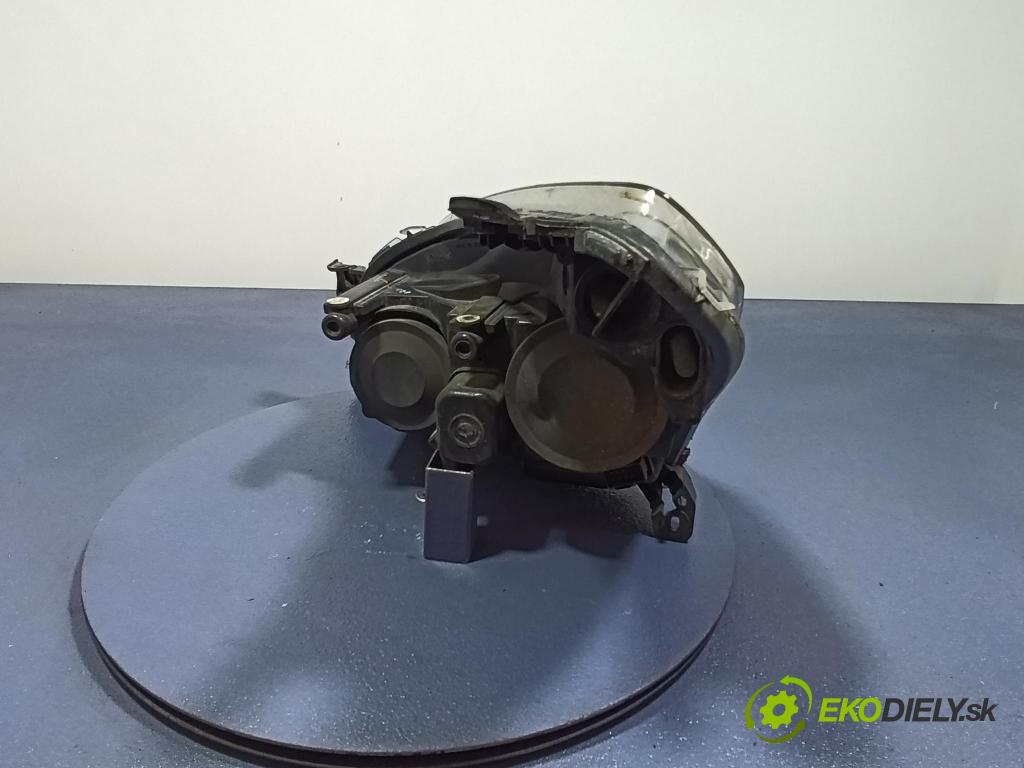 Opel Astra 2011 světlo v pravo: 20-A389L