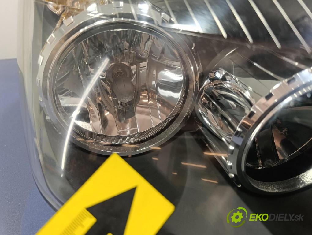 Opel Astra 2011 světlo v pravo: 20-A389L