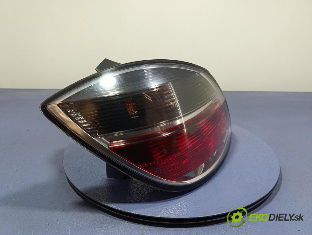 Opel Astra 2011 světlo Zad: levá Mimo: 13222324