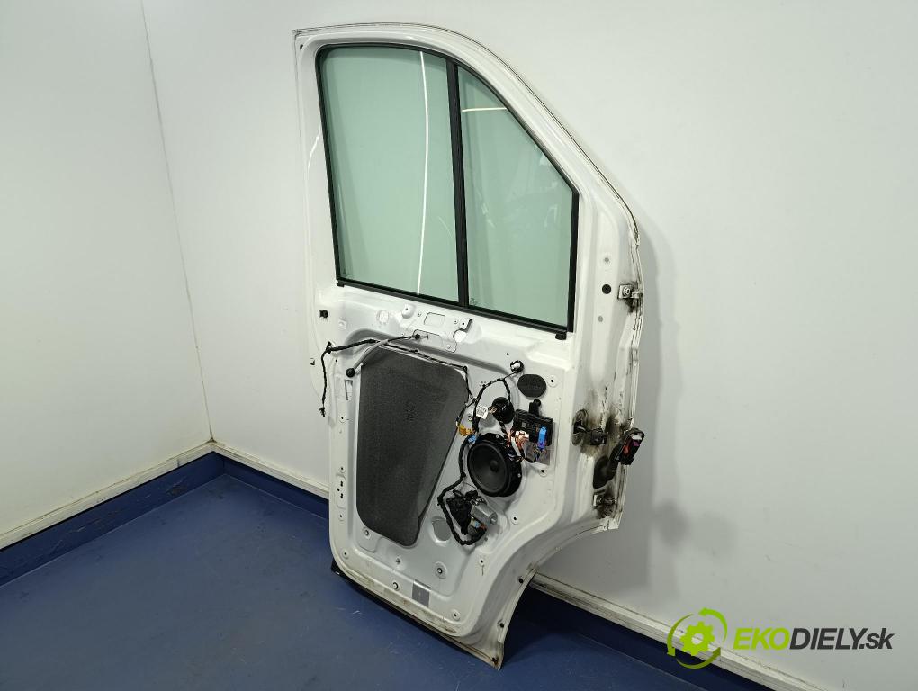 Vw Crafter 2023 dveře před Vlevo, odjet: