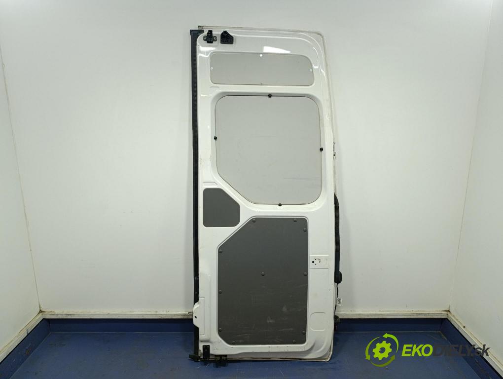 Vw Crafter 2023 dveře Zad: Vlevo, odjet: