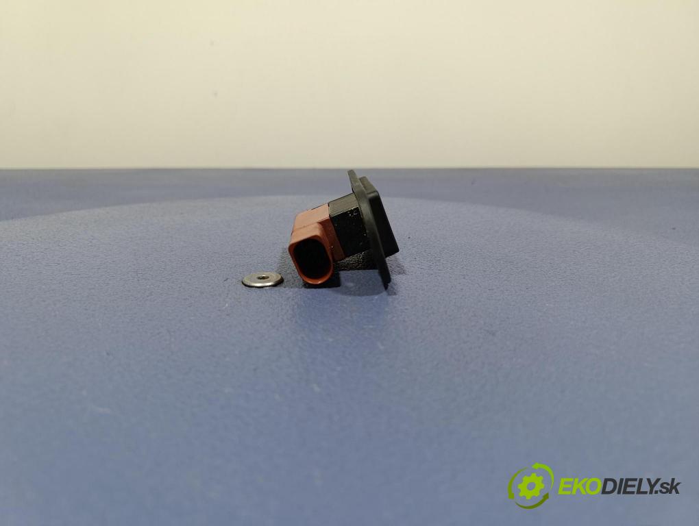 Vw Crafter 2023 zámek dveře Zad: v pravo: