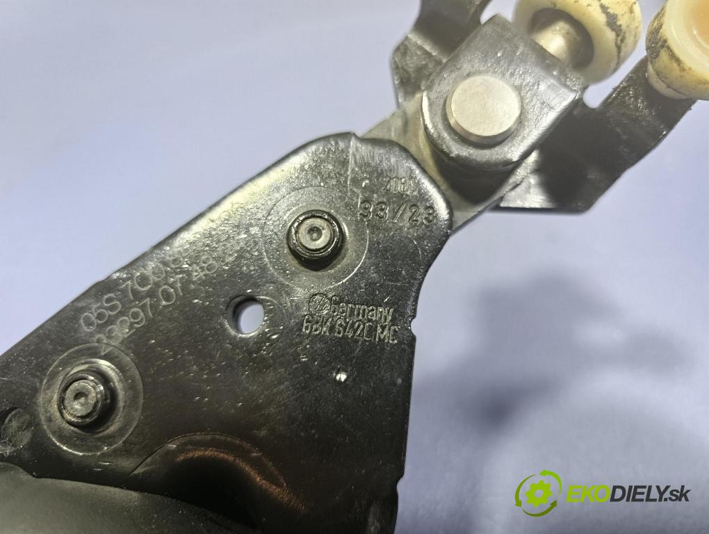 Vw Crafter 2023 Závěs: dveře 7C0843436