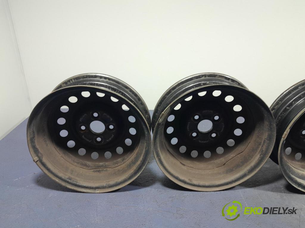 Nissan Pixo 2009 Ráfky Ocel 