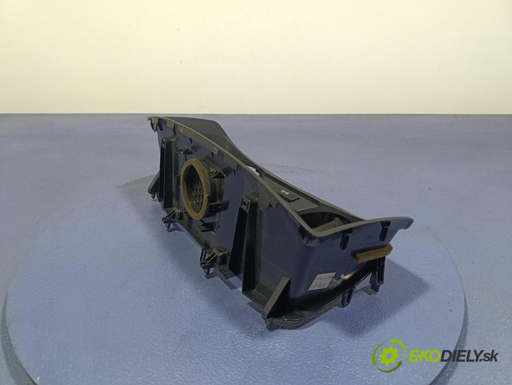 Vw Crafter 2023 kryt Plast: Interiéry: 7C1857053J