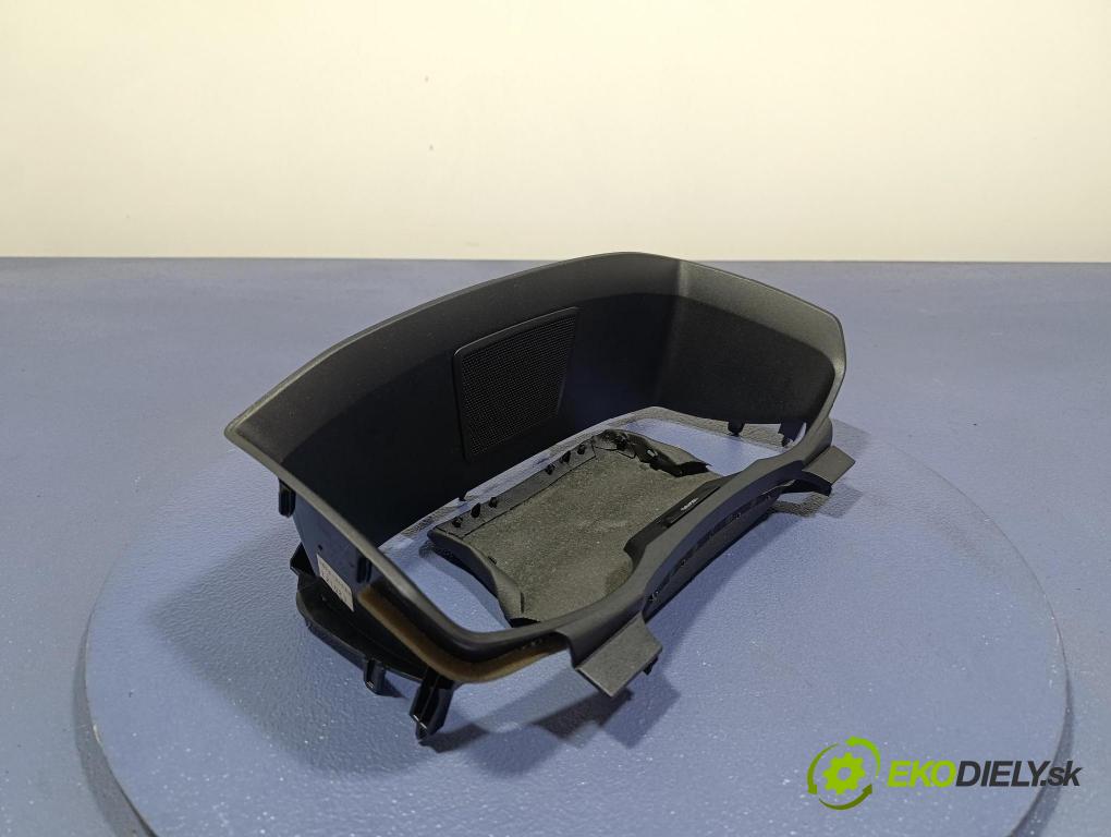 Vw Crafter 2023 kryt Plast: Interiéry: 7C1857053J