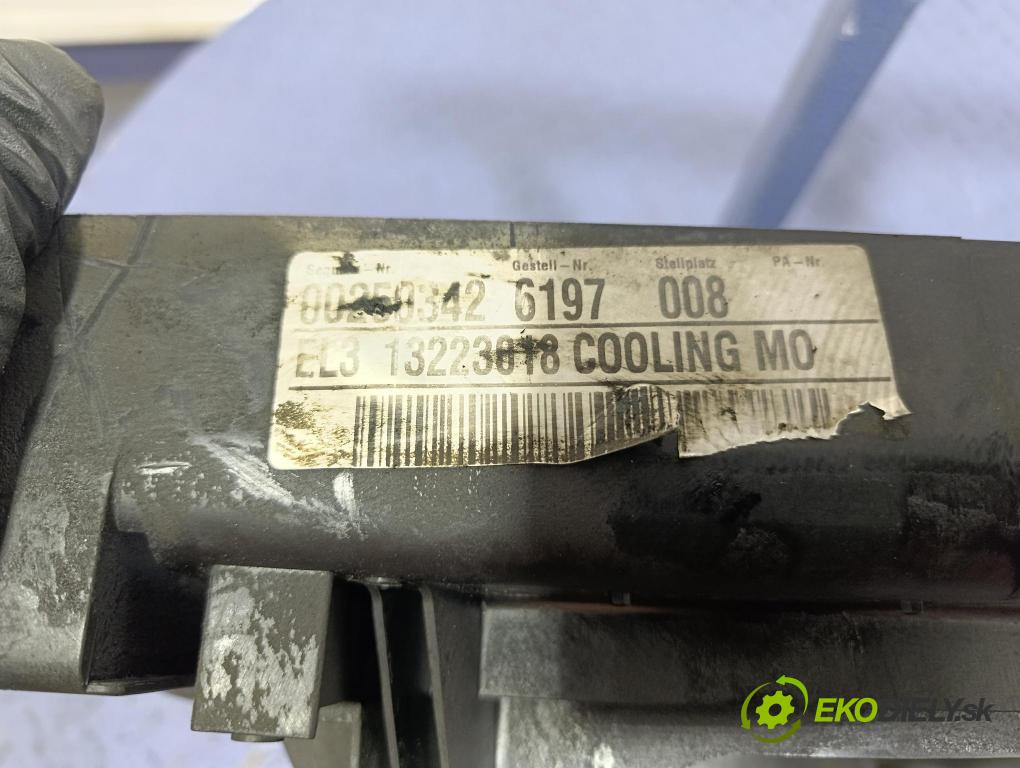 Opel Insignia 2009 ventilátor Chladič: 13223018