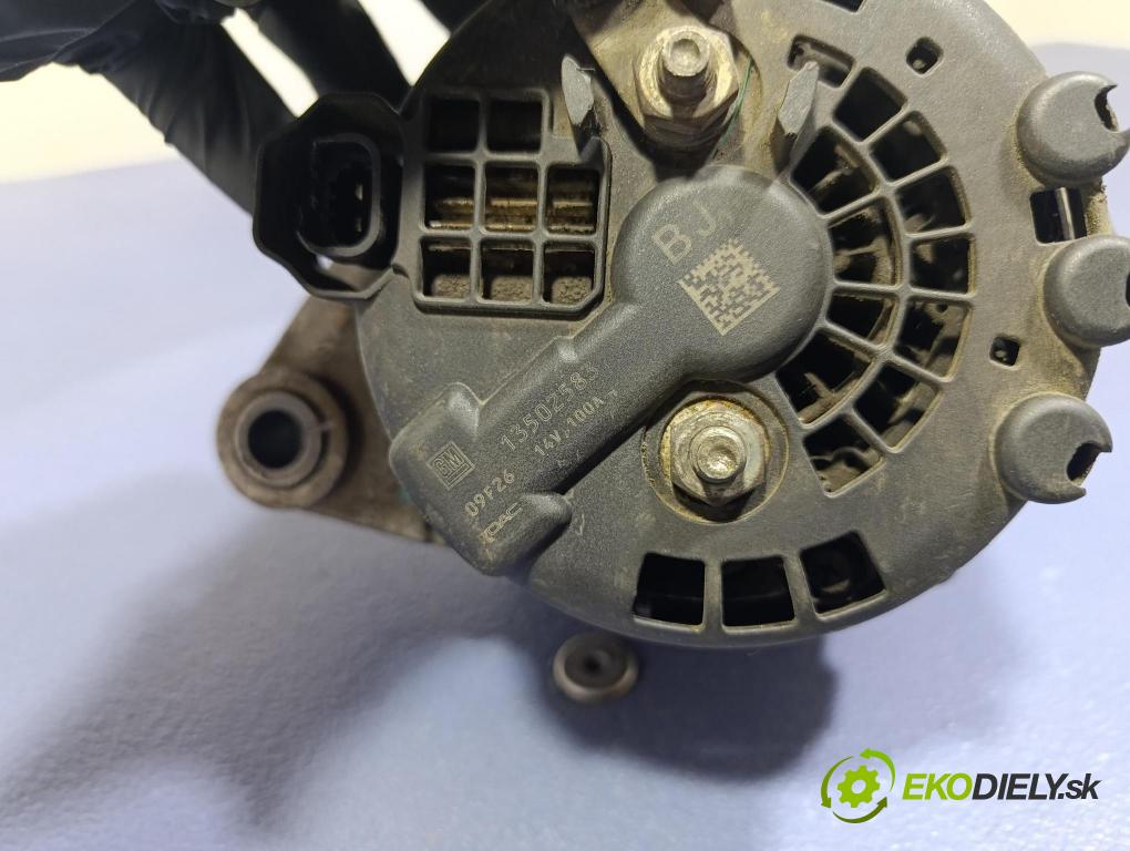 Opel Insignia 2009 Alternator 13502583