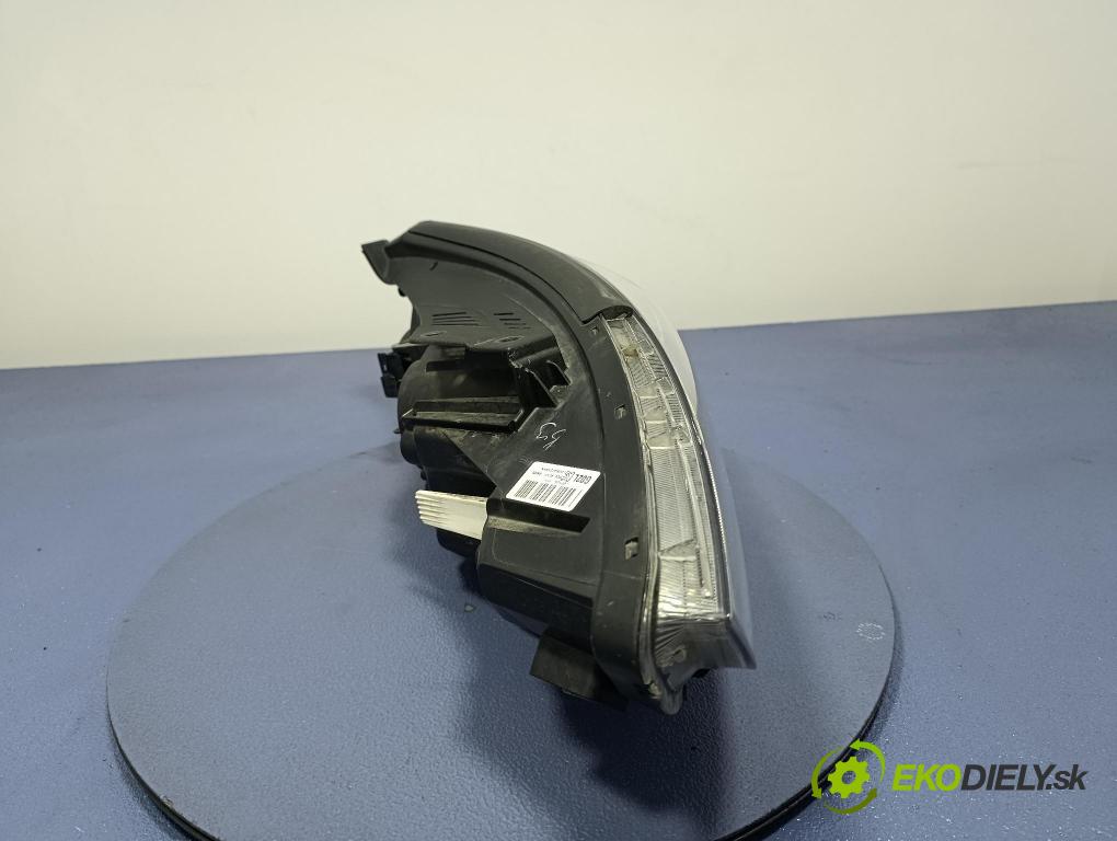 Hyundai I30 0 světlo Levý: 92101-G4020