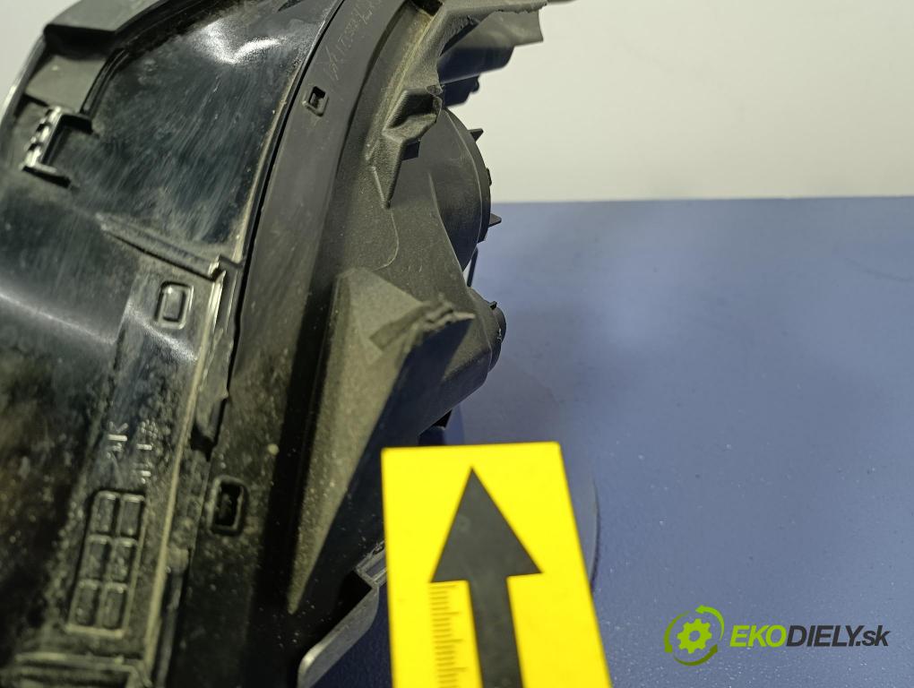 Kia Sportage 0 světlo v pravo: 92102-R2000