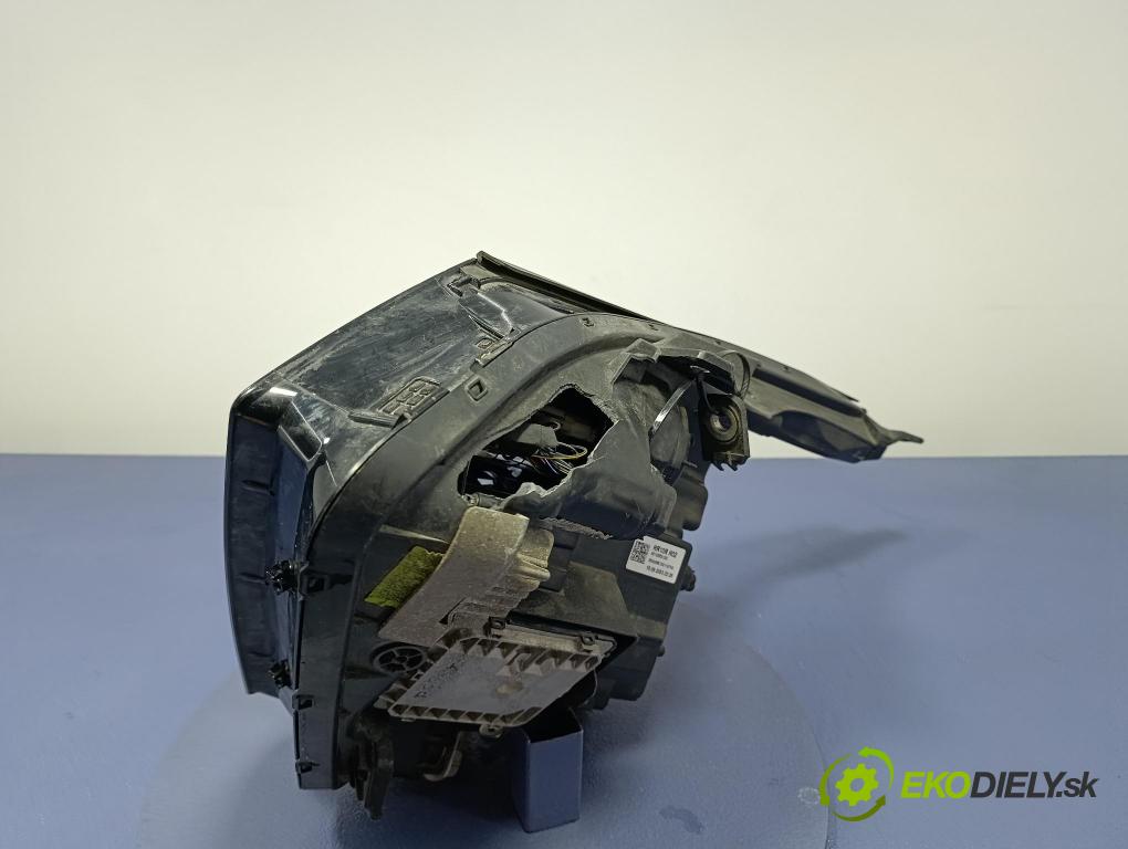 Kia Sportage 0 světlo v pravo: 92102-R2100