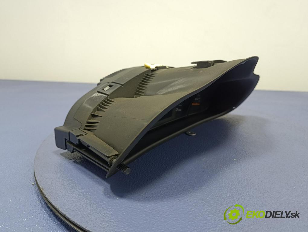 Mercedes C-klasa 2001 Přístrojová deska A2035408111