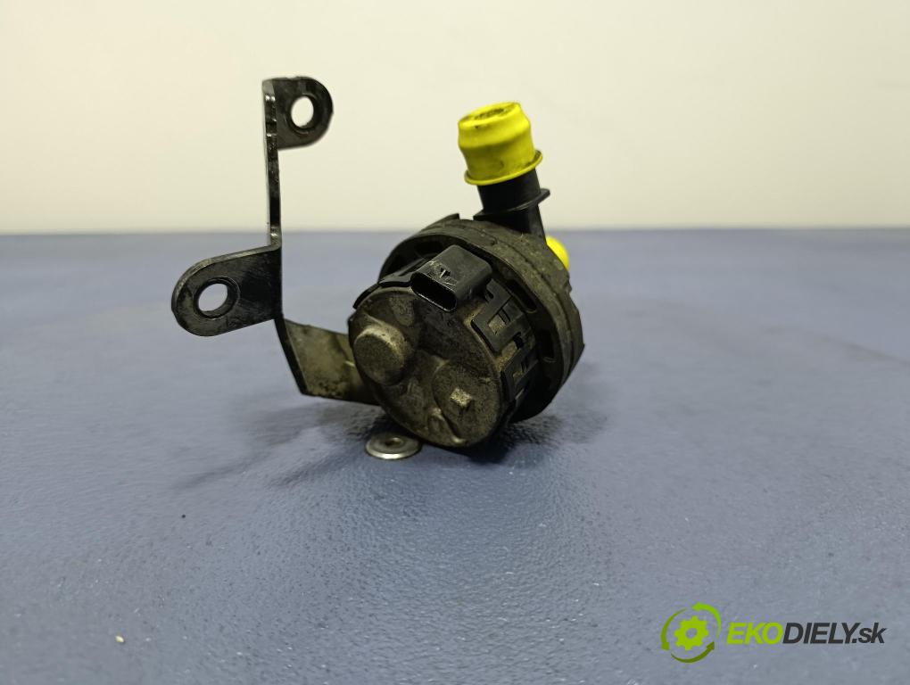 Vw Crafter 2023 čerpadlo Voda 2N0965567C