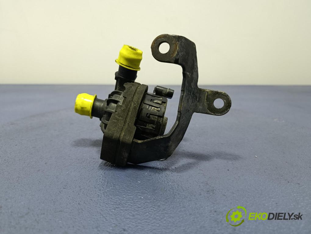 Vw Crafter 2023 čerpadlo Voda 2N0965567C