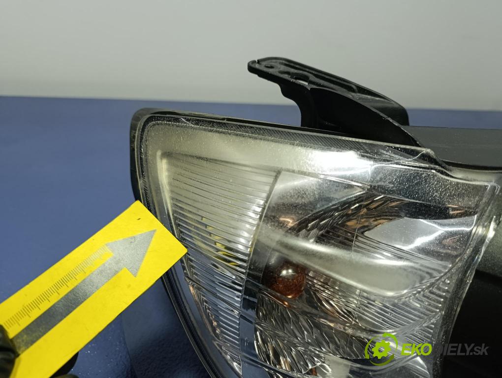 Chevrolet Aveo 2011 Reflektor: v pravo: