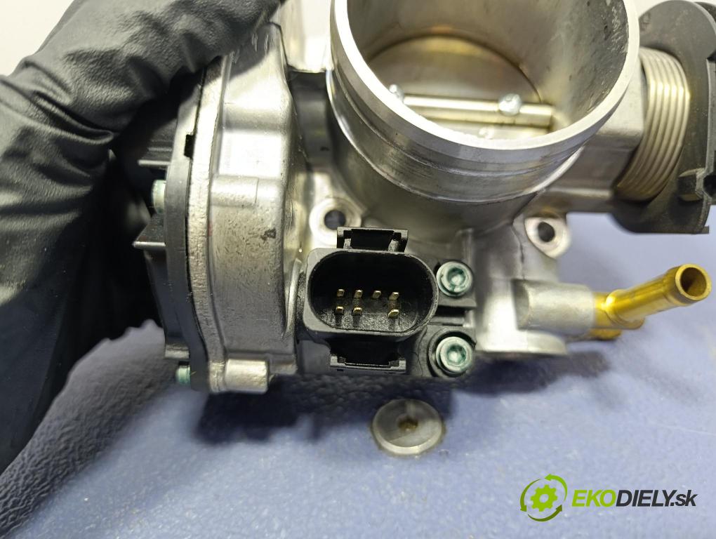 Vw New beetle 2000 klapka TB0086