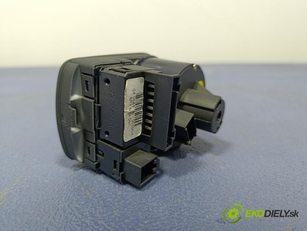 Audi A3 2004 prepínač svetiel 8P1941531S