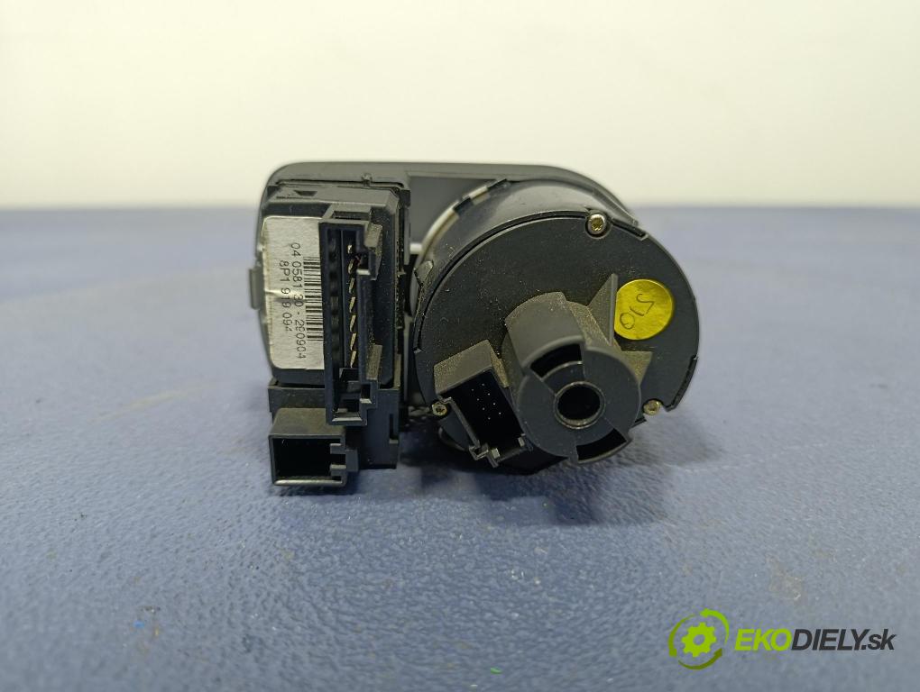 Audi A3 2004 prepínač svetiel 8P1941531S