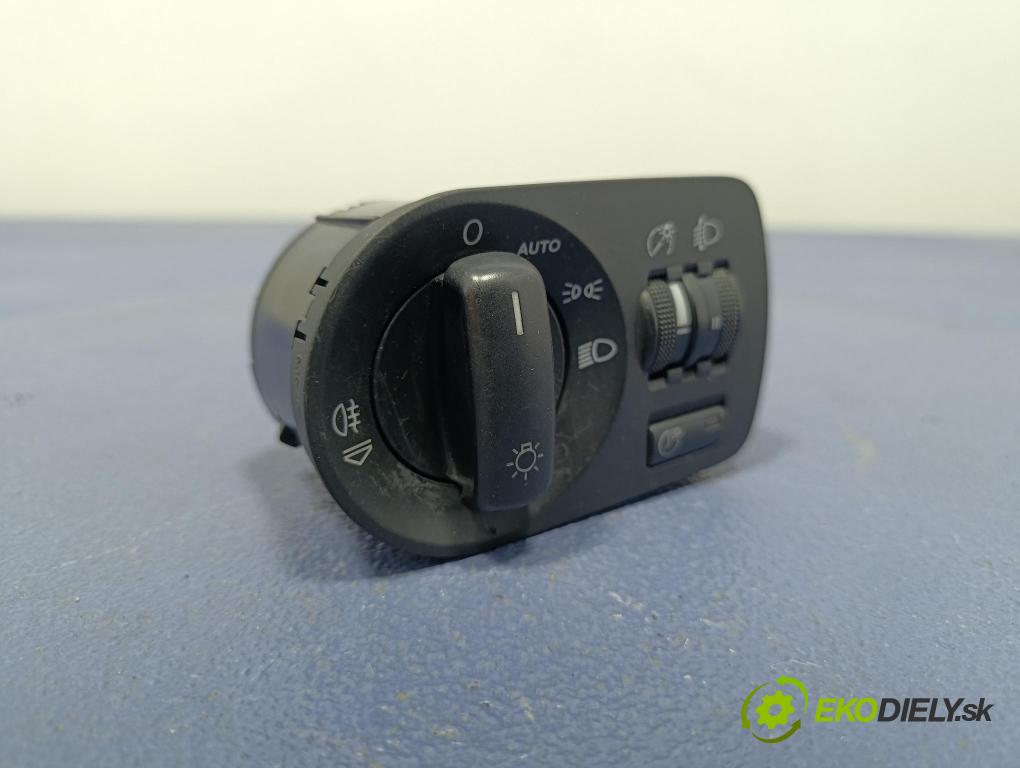 Audi A3 2004 prepínač svetiel 8P1941531S