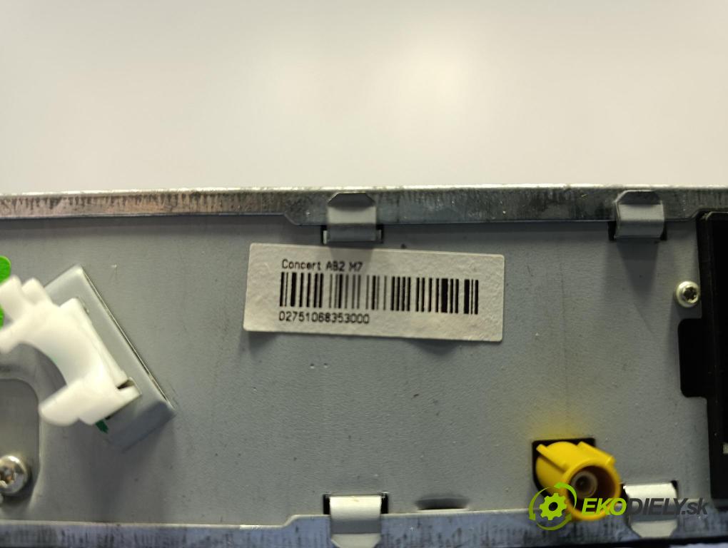 Audi A3 2004 Radio I Navigace: 8P0035186C