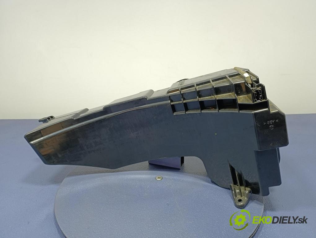 Audi A7 2012 Mluvčí: / Subwoofer: 4G9035382A