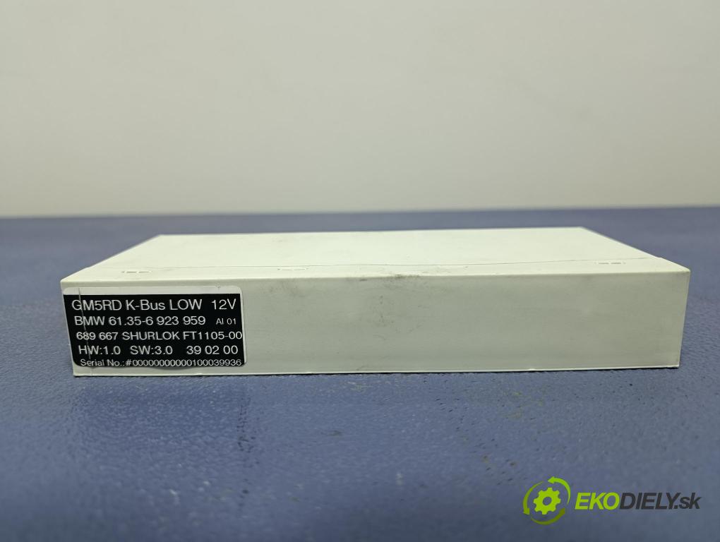 Bmw Seria 3 2003 riadiaca jednotka Komfortu 6923959