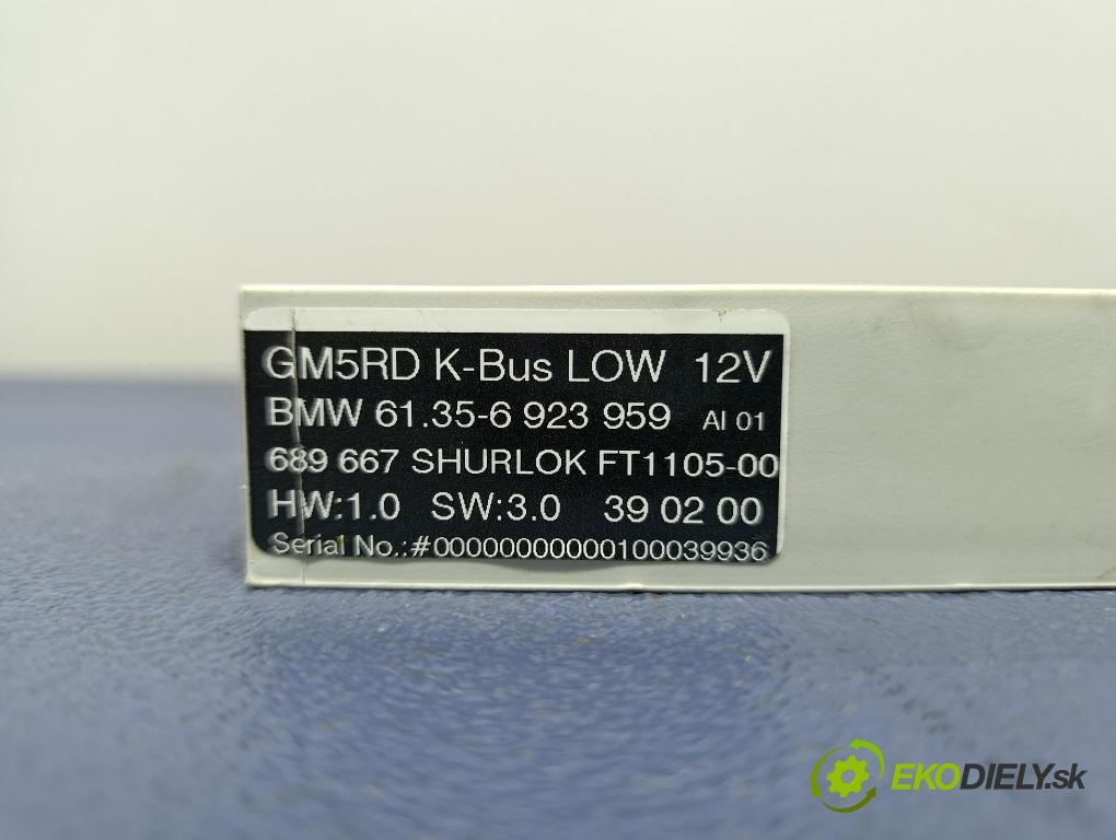 Bmw Seria 3 2003 riadiaca jednotka Komfortu 6923959