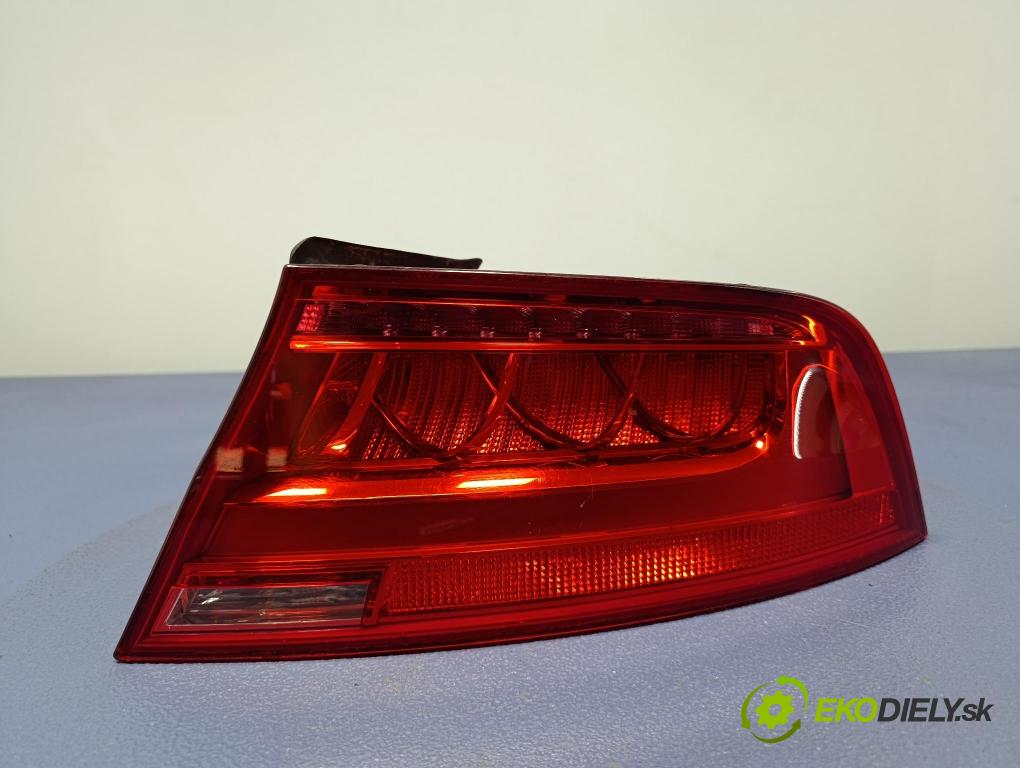 Audi A7 2012 svetlo / reflektor zad Prava: Vonkajsia: 4G8945096A