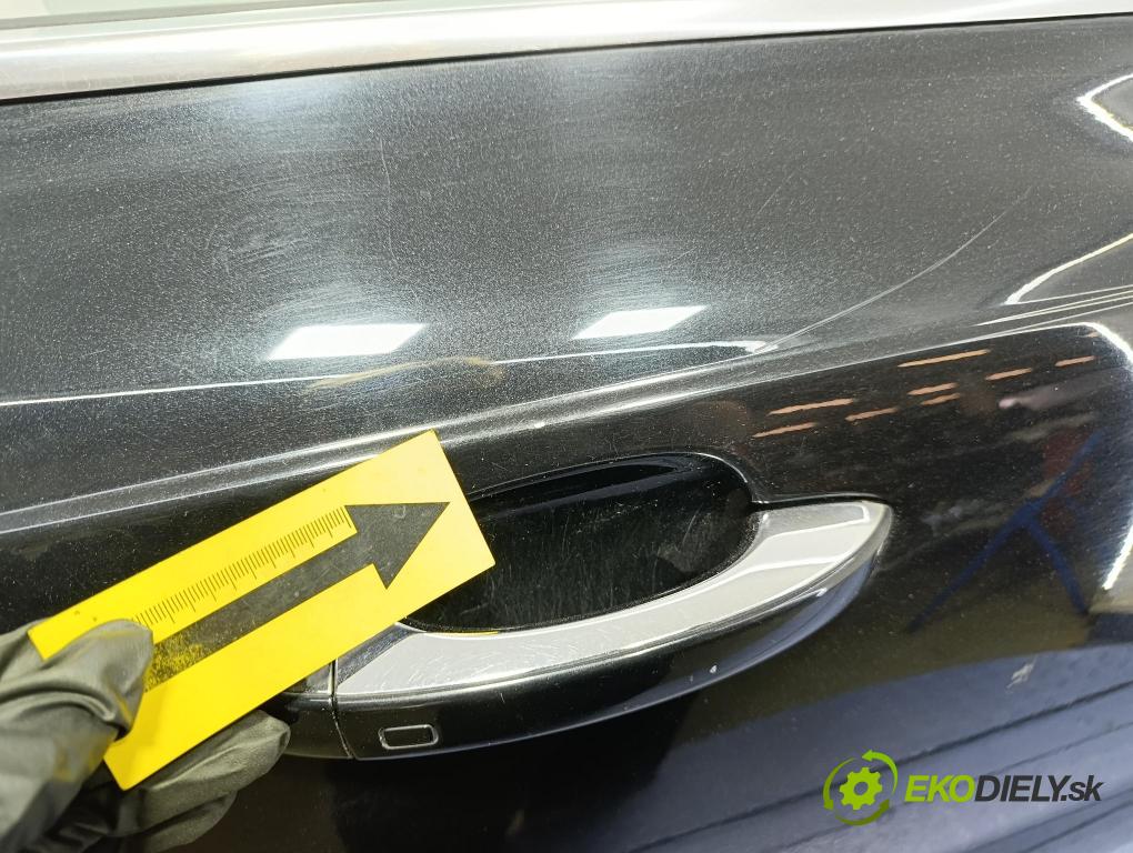 Audi A7 2012 dveře před prave