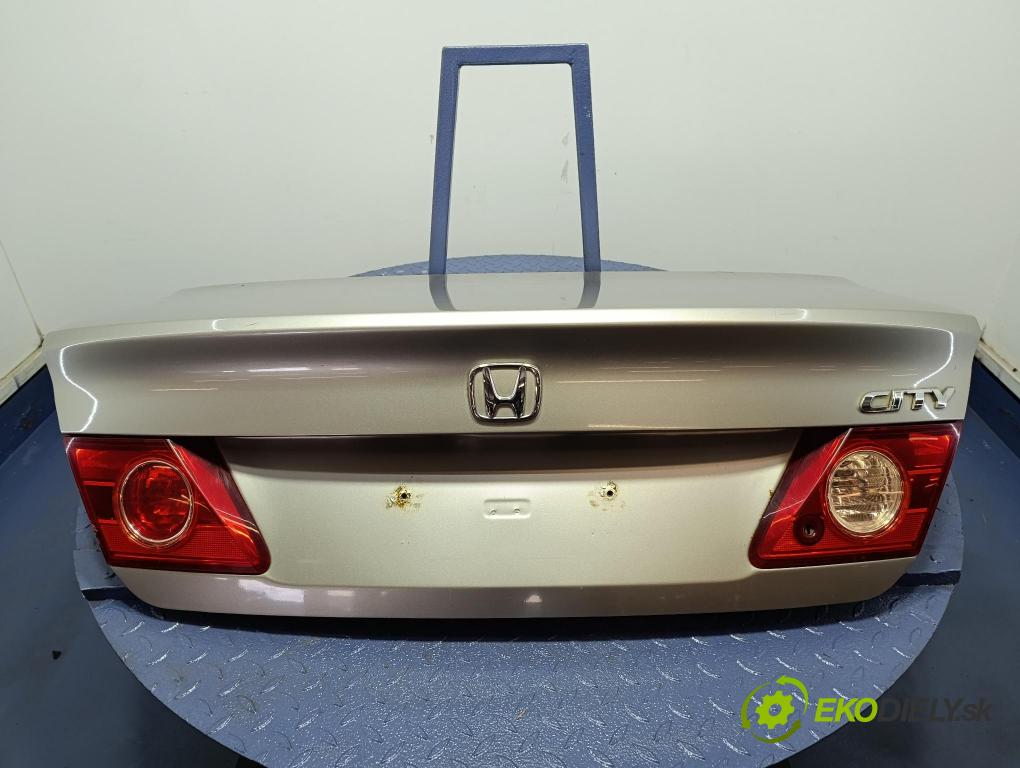Honda City 2006 zadna dveře kufra: kufra: