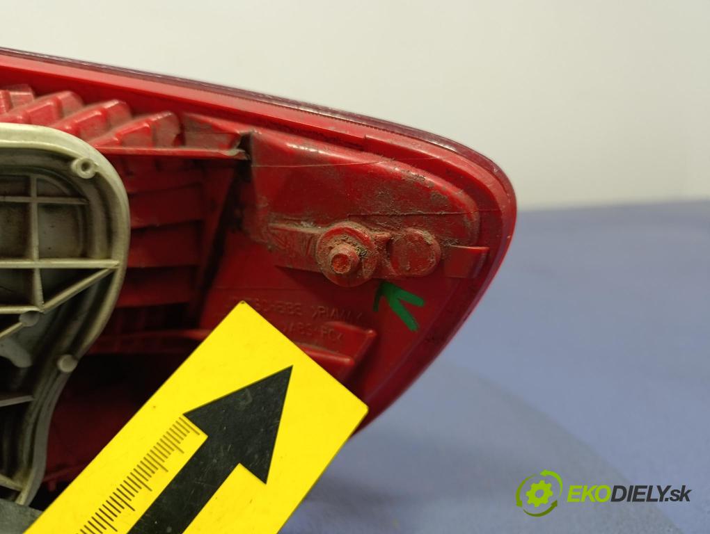 Audi A3 2004 světlo Zad: levá Mimo: 8P4945095