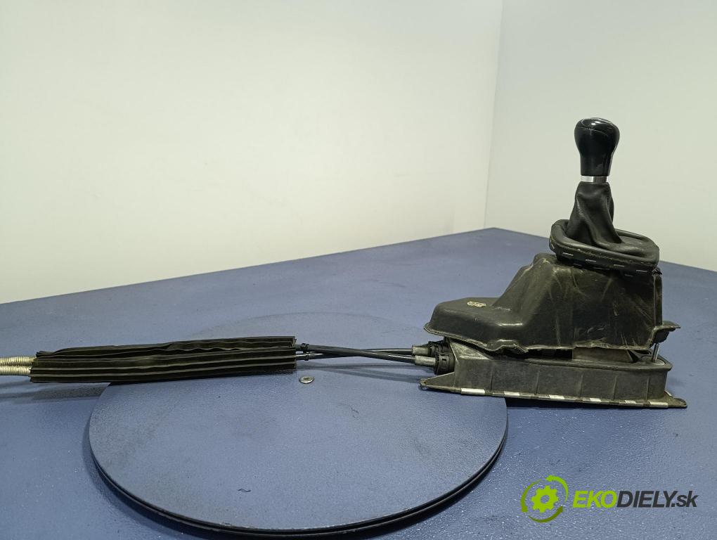 Audi A3 2004 Páka: Zmeny: 1K0711061A